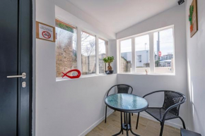 2* Maison de ville Chambre salle d'eau privée TV WIFI TOUTE LA LOC